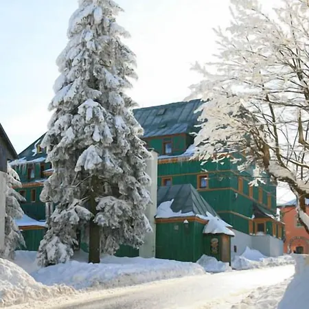 Hotel Zeleny Dum